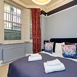 Westminster Retreat By Underthedoormat